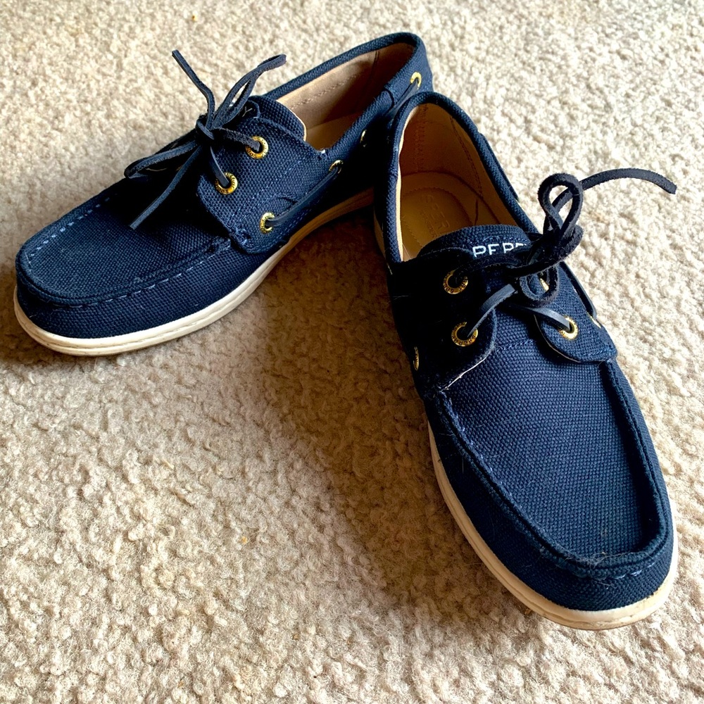 EUC Sperry Navy Blue Animal Print Boat Shoe Womens 7.5